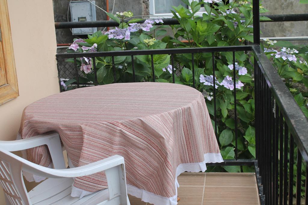 Hotel Smak à Kobuleti Extérieur photo