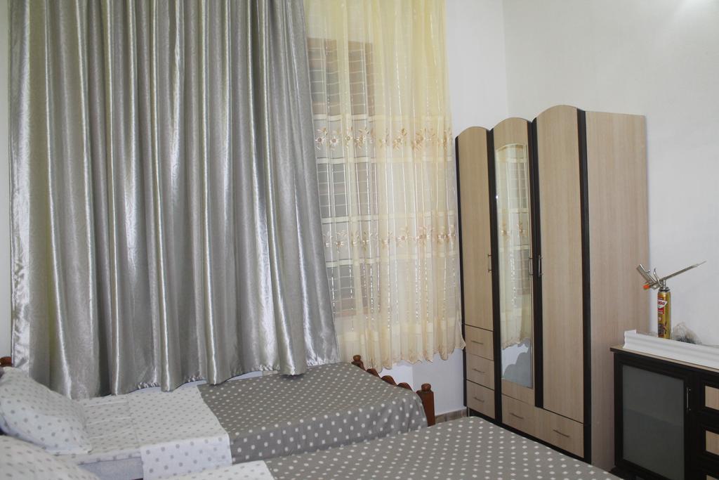 Hotel Smak à Kobuleti Extérieur photo