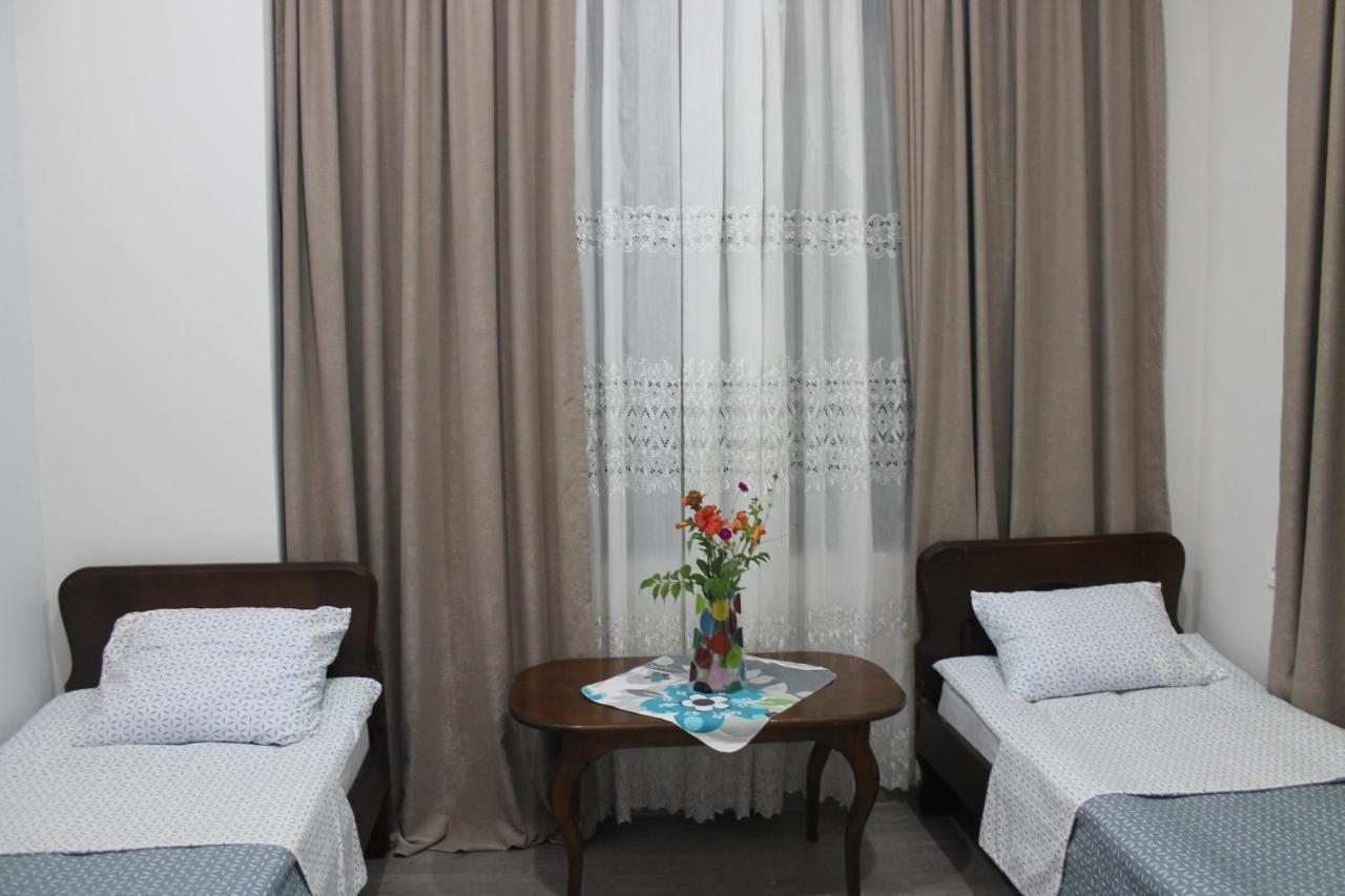 Hotel Smak à Kobuleti Extérieur photo