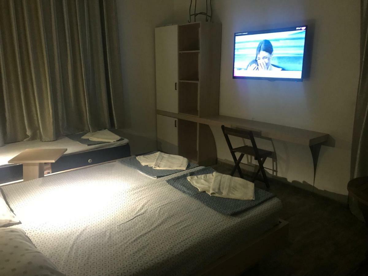Hotel Smak à Kobuleti Extérieur photo