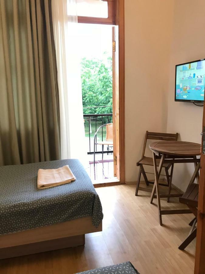 Hotel Smak à Kobuleti Extérieur photo